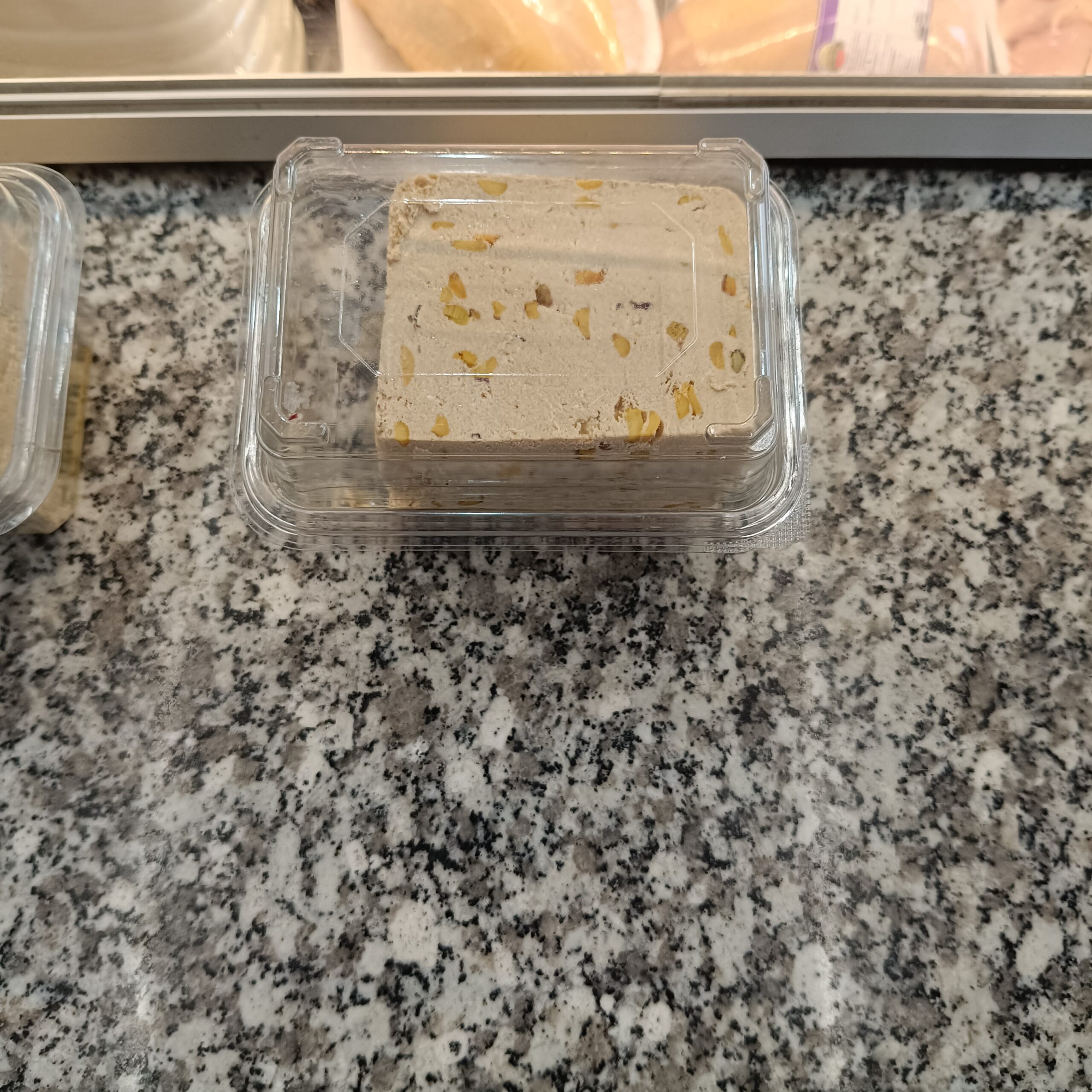 Helva Fıstıklı görsel 2